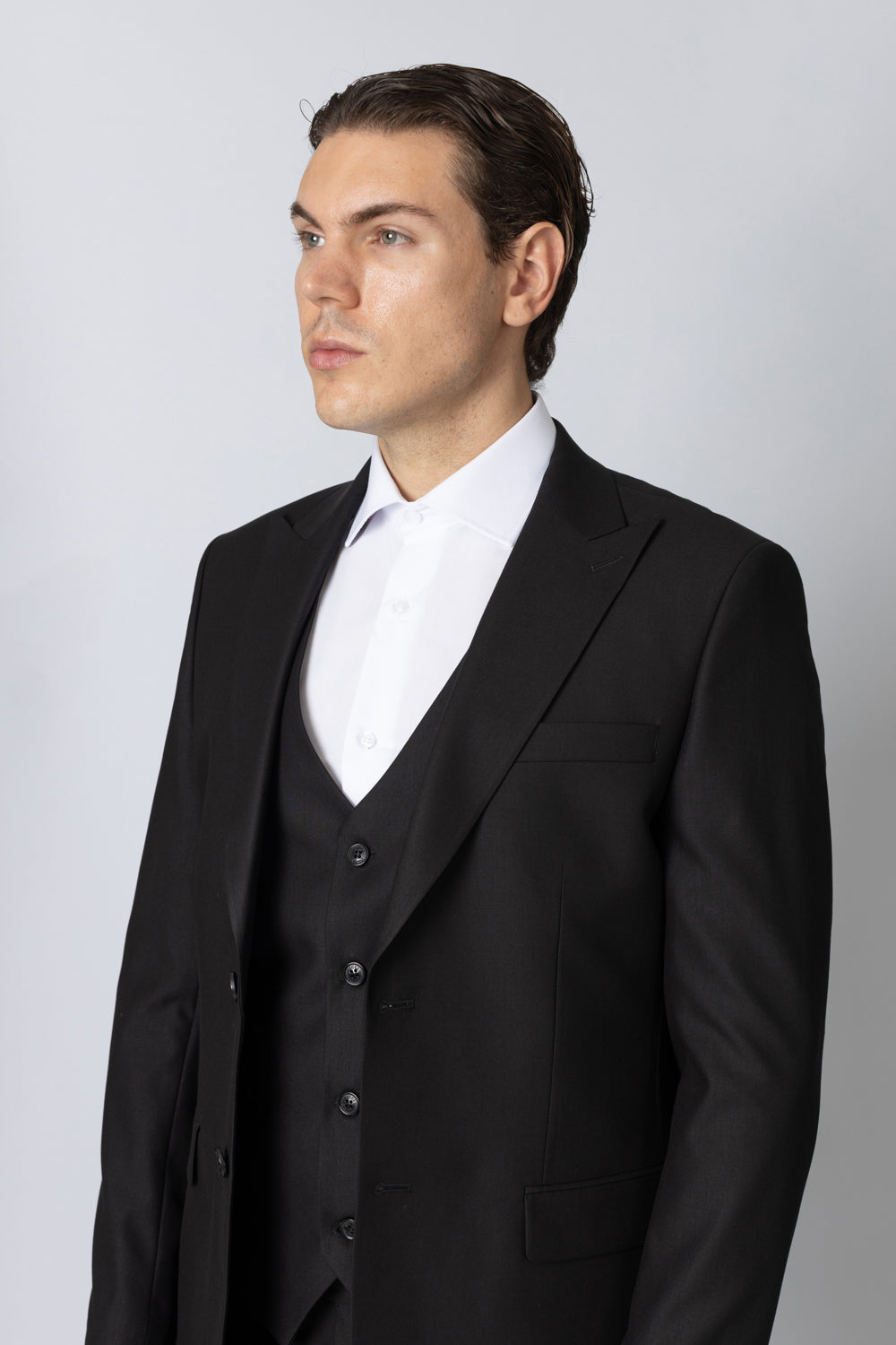 Trendy Tailored 3-Piece Suit 401