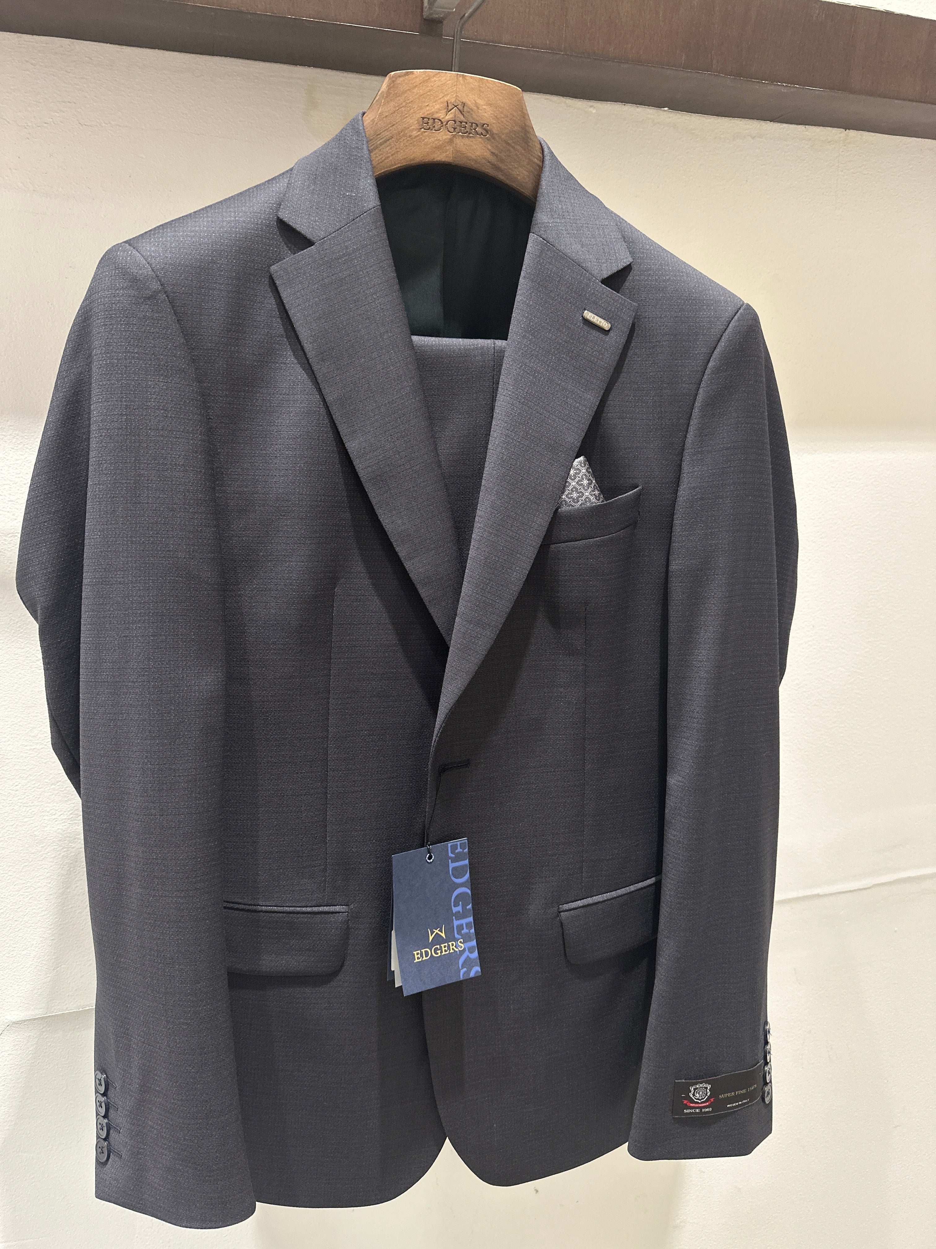 SUIT MEN W24 ELE 5431 06