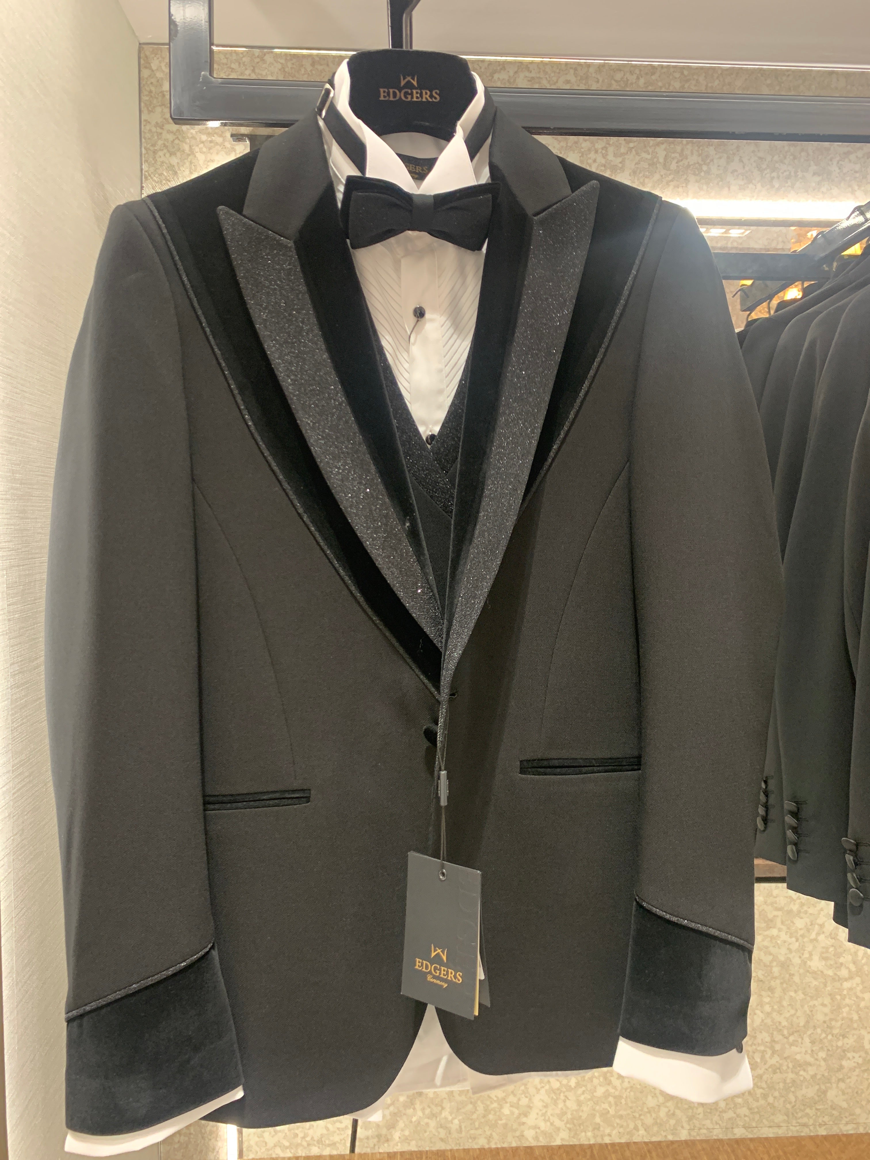 TUXEDO MEN HIM 771 1