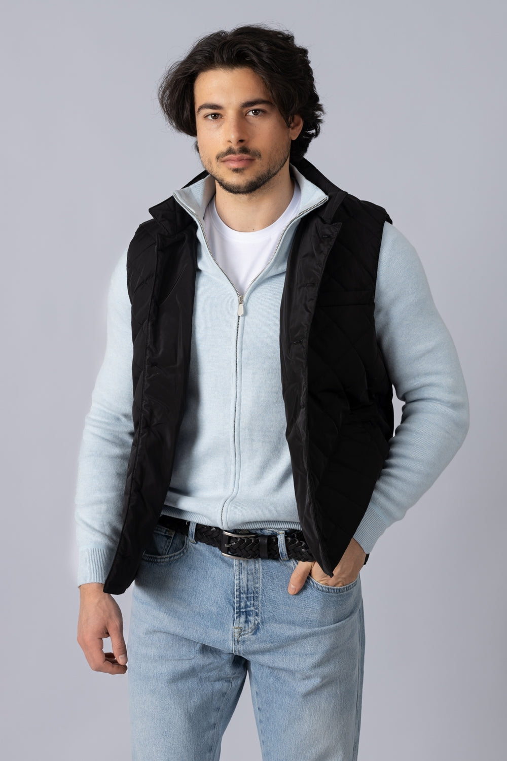 VEST W24 CKT10026